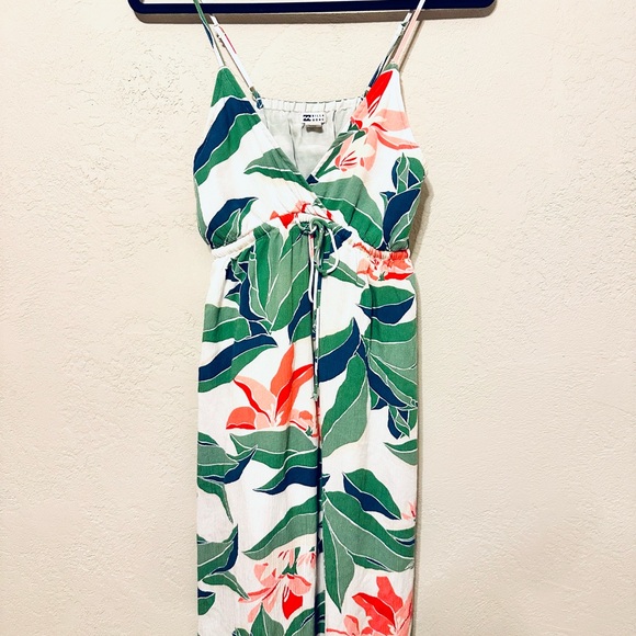 Billabong Floral Dress with Green and Pink Accents size Medium - Picture 1 of 6